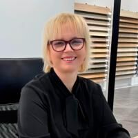 Елена Келемен 