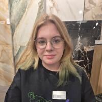 Анна Выртос